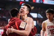 开云体育-落后11分完成逆转！中国男篮两连胜，掌握主动权，首支出线队诞生