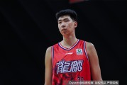 开云-媒体人：徐昕防守面积有限 进攻手段偏少 但确实打得越来越好了